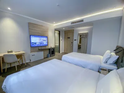 HanTing Hotel (Tianjin Binhai Airport Metro Station) Hotels in Tianjin