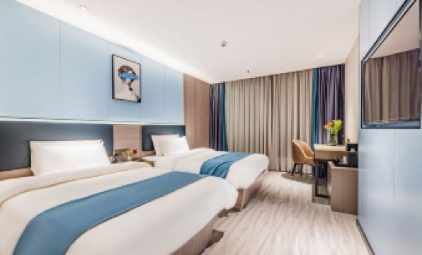 Hao Li Hotel (Fountain Pool Subway Station Minsheng Road Food Street)