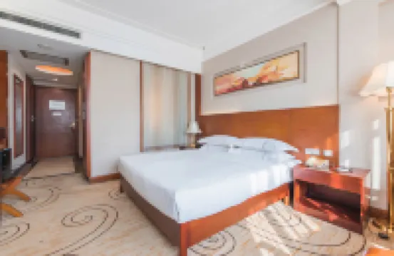 Golden Plaza International Hotel