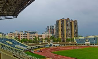 Wanshida International Hotel (Xiaogan High-speed Railway East Station)