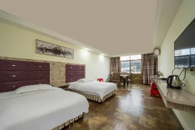 Anren Haoting Business Hotel