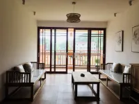 Yuxi Mengzhijia Theme Hotel