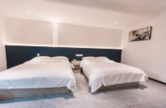 Watchers E-sports Homestay (Huai'an Suning Plaza Xinya Plaza)