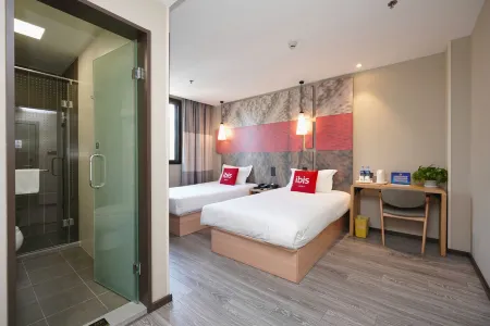 Ibis Hotel (Beijing Tiantan East Gate Station)