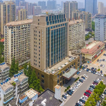 Wanrui Seasons Hotel