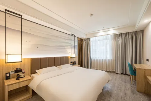 Qingmu Select Hotel (Quanjiao Taiping Ancient City Lianhua Mountain Villa) - parking