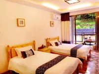 Laodifang Qixian Shuyuan - Inns