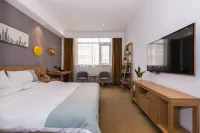 Zhoukou Yihua Yizhu Boutique Hotel