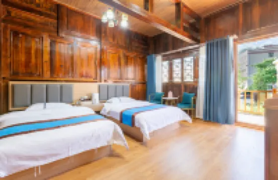 Batang Century Theme Hotel
