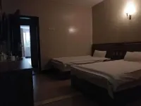 Guanghan Chunyuan Hotel