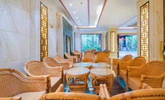 Malai Hot Spring Holiday Hotel