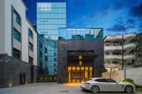 Puyue Phoenix Hotel (Hongqiao Store, Fenghuang Ancient Town)