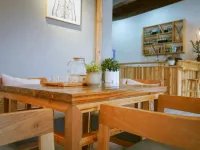 Xiangyu Guli Riverview Hostel Hotels in Zhenyuan