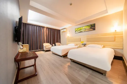 Shangri-La Hotel