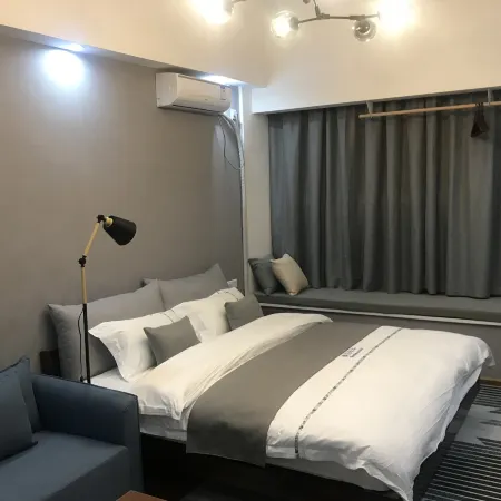 Beautiful Time Light Luxury Art Apartment