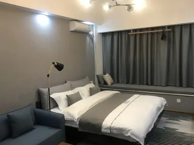 Beautiful Time Light Luxury Art Apartment