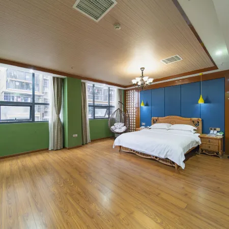 Anhua Xinjia Yuan Theme Hotel