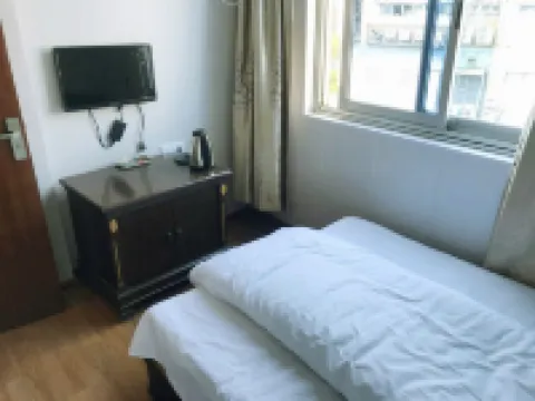 Wuhu Dongfeng Hotel
