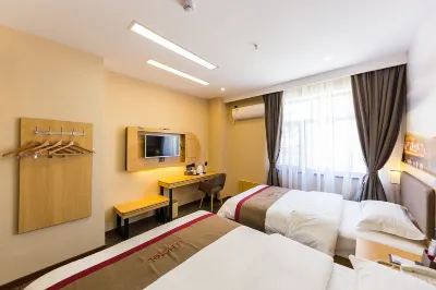 Thank U Hotel ((Lanzhou Railway Station  Post and Telecommunications Building Subway Station) Hotel a Lanzhou