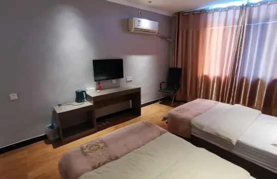 東明鵬臣商務賓館