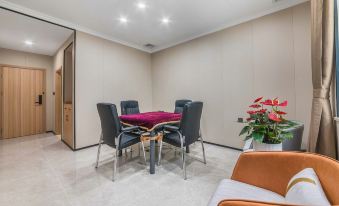 Hankoala Boutique Hotel (Zhuhai Gongbei Port Fuhuali Branch)