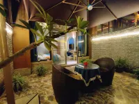 Tianxie Hotel (Jiuxiang Shifang Meishandong Railway Station)
