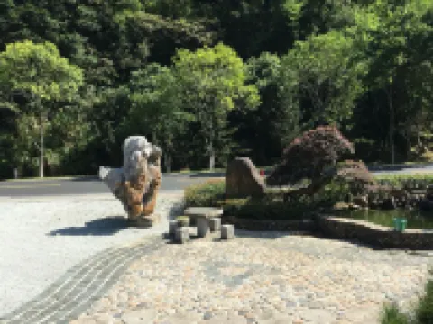 Lishui Lvjing Farmhouse