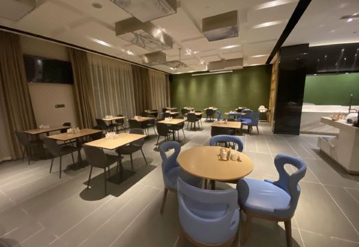 아투어 호텔 내부 전경