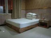 Huaibei Warm Hotel - Bintang 2