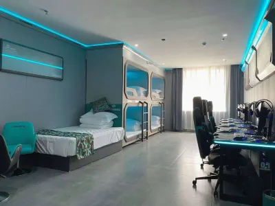 Korla HK E-sports Smart Hotel  호텔