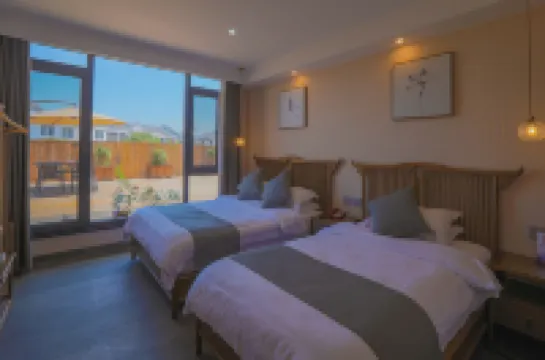 Two rolls B&B (Jiuhuashan Tourist Transfer Center)