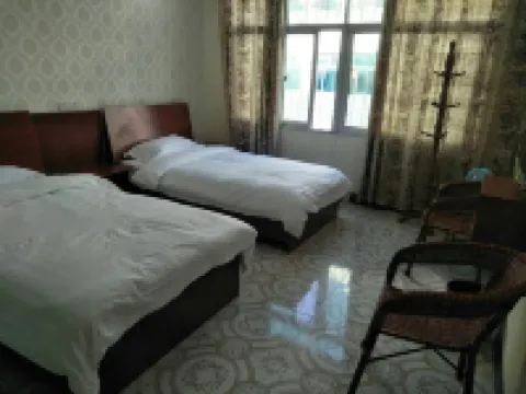 Qichun Spring Apartment
