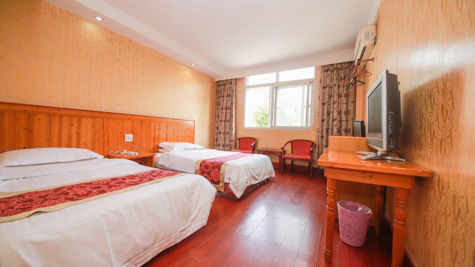 Dongsheng Hotel