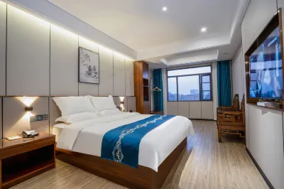 TukE China Light Residence Hotel Hotels near The tomb of Marquis Yi of Zeng