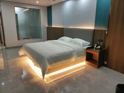 Yilan Meizhishang Elegant Restaurant (Shanwei Lufeng Nantangzhen Branch) Hotels in der Nähe von Cihe Baoyuan