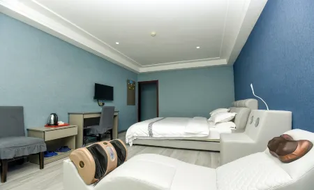 Chongqing Hongting Hotel (Dashi Cross Shopping Plaza) Отели рядом с достопримечательностью «Chongqing Vocational Institute of Tourism»