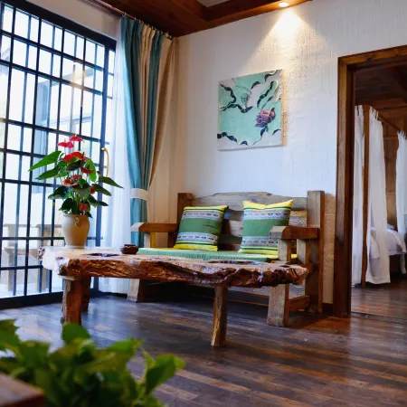 Slanting Lane Hotel