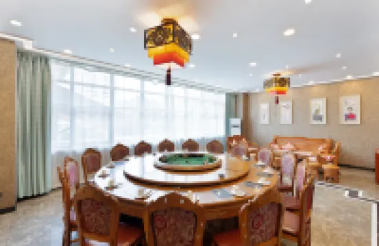 Xing'an Changfeng Hotel