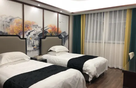 德清良呈美景假日酒店