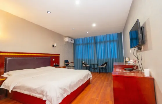 蘄春凱旋門酒店