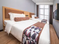 JAMES JOYCE COFFETEL KARAMAY TRAIN STATTION PETROL EDIFICE