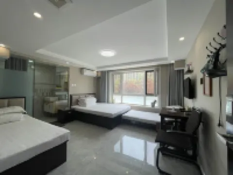 Yaxin Hotel