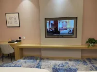 Holiday Inn Dingsheng Hotels in Qian'an