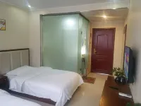Mengcheng Green House Business Hotel