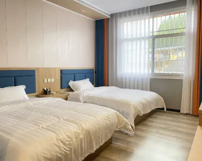 Pengshui County Guyue Chinese Inn Hotels near Yingge Gorge of Ayi River