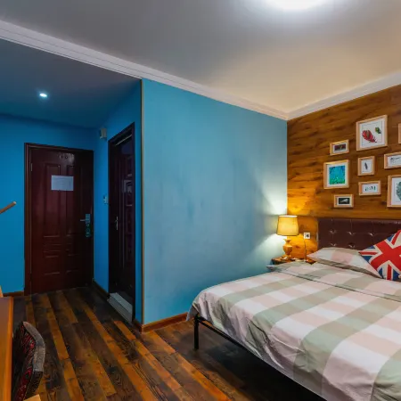 Xiangfu Business Hotel (Xuchang Laodong Road)