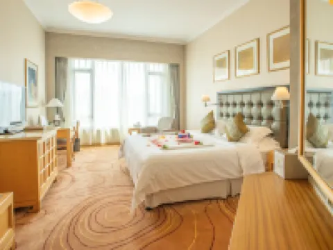 汕頭君華海逸酒店（龍眼南路美食街萬象城店） 鄰近時代廣場的酒店