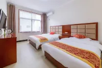 Huashan Yishan Homestay - Inns