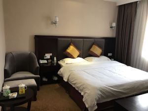 Fushun Golden Brilliant Hotel