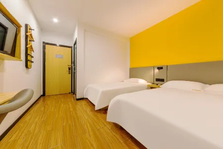 Pod Inn (Shanghai Longyang Road Metro Station New International Expo Center) Отели рядом с достопримечательностью «Huamu Park»